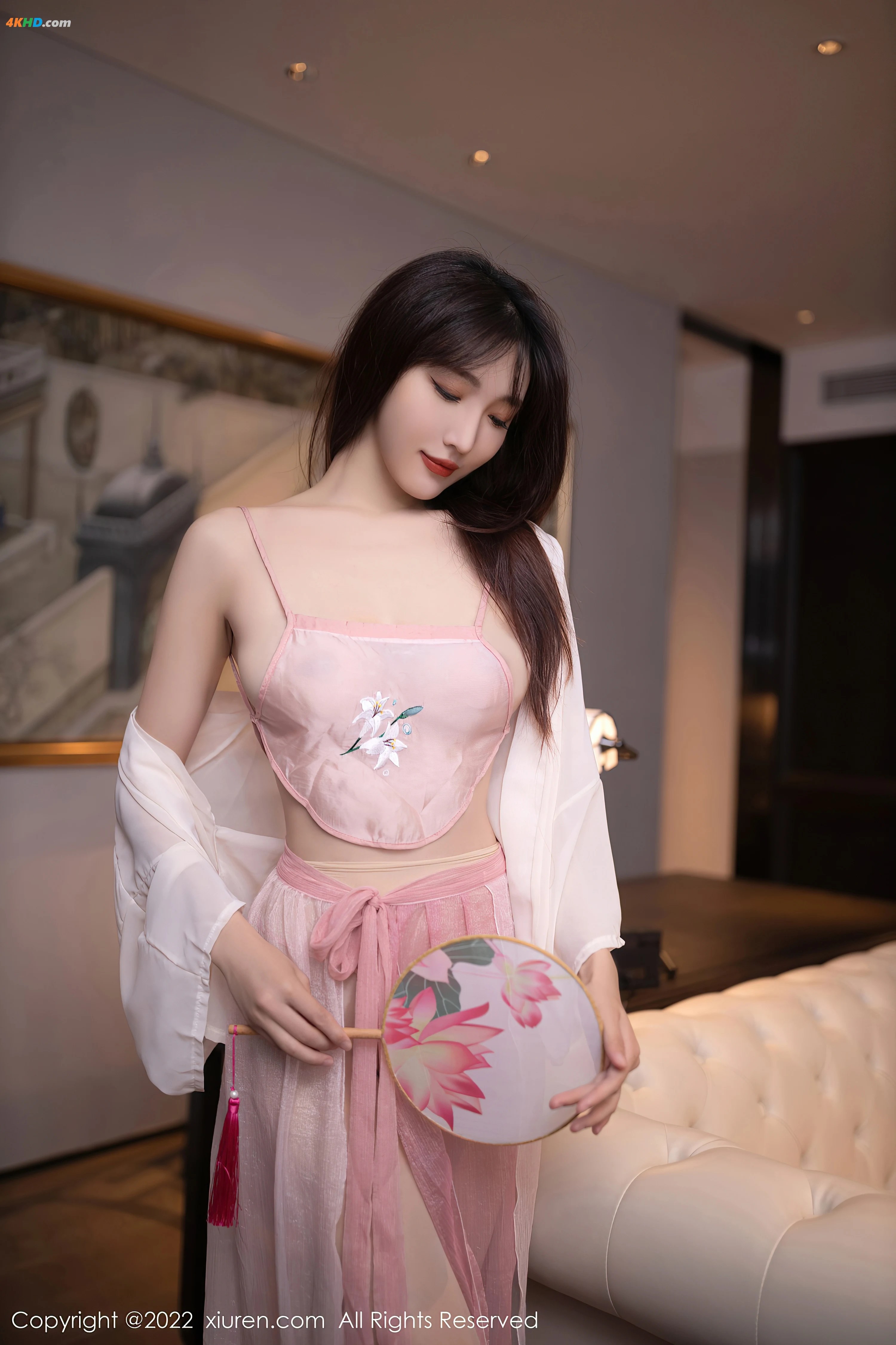 XIUREN No.5666 Lu Xuan Xuan (陆萱萱)[374MB-82photos]
