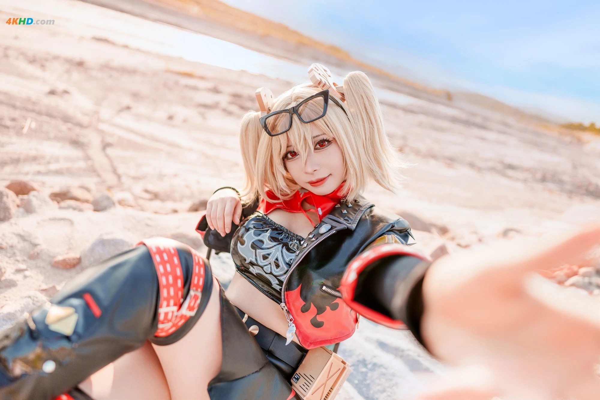 Jane Yu Cosplay ︱ Burnice White[24MB-20photos]