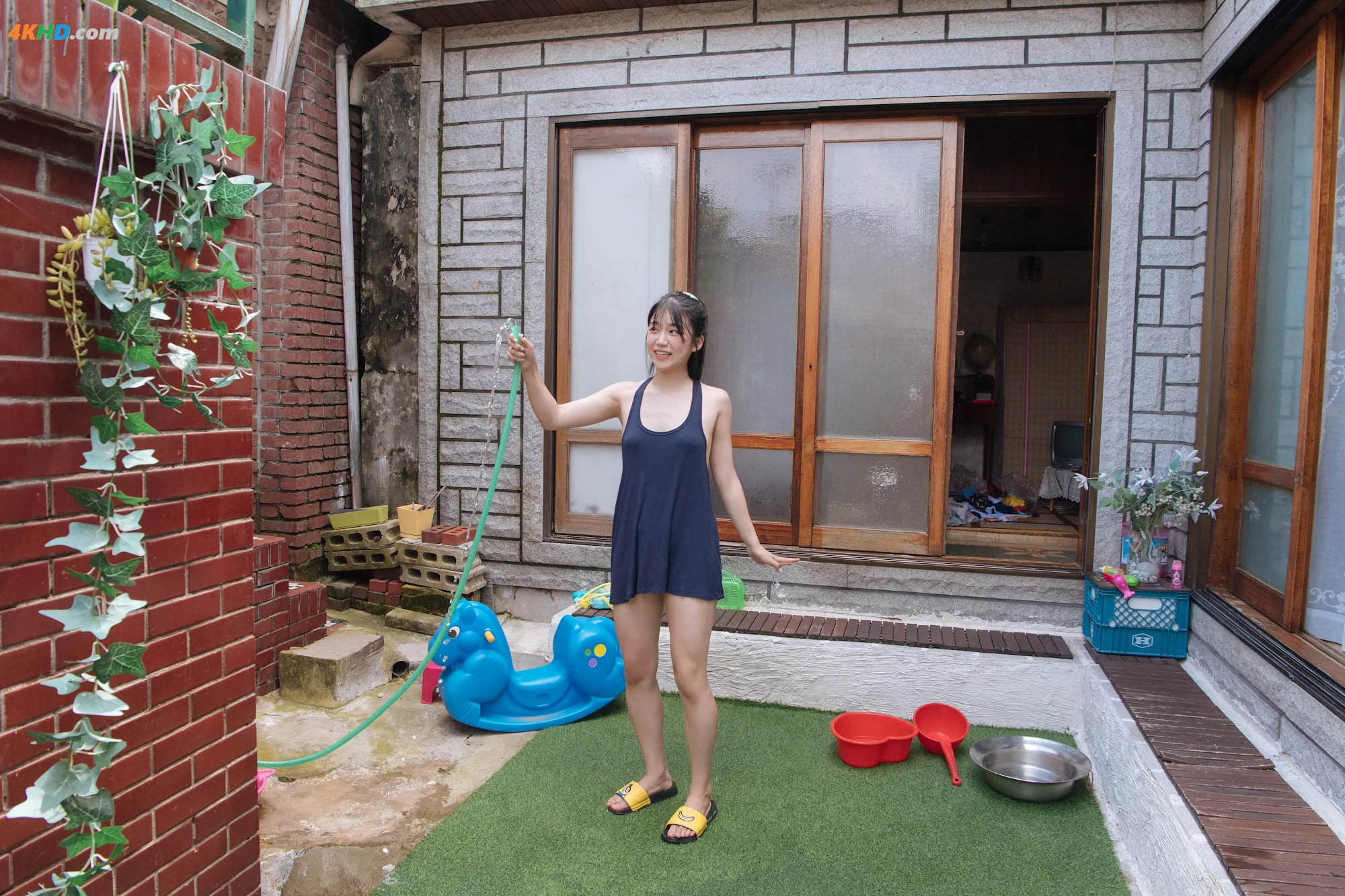 [MilkyBomb] Yui Vol.1 – part 01 lastsummer[875MB-96photos]