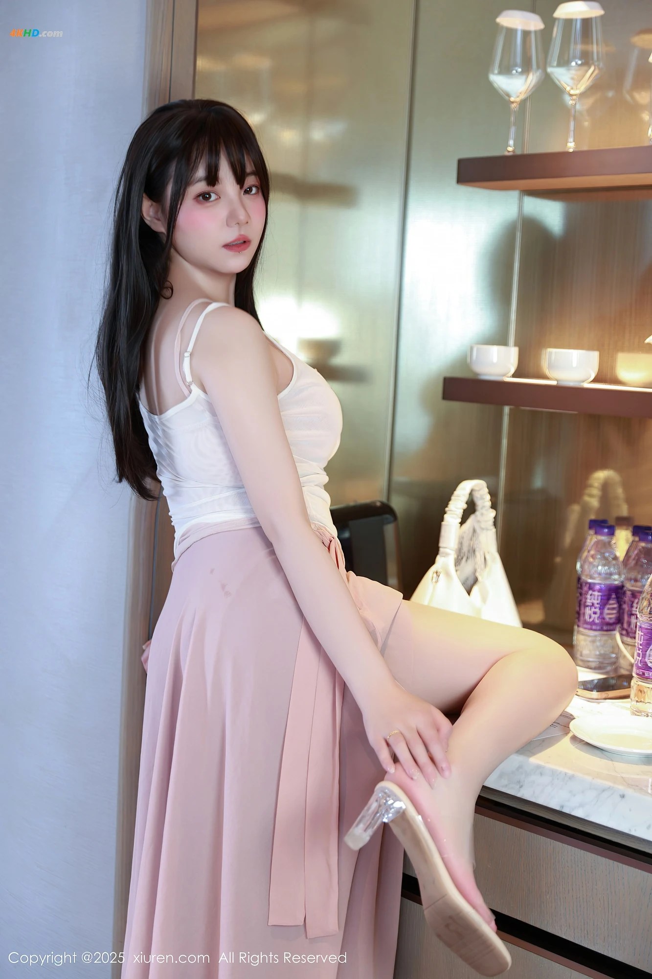 [XIUREN秀人网] 2025.09.09 NO.10746 软情[476MB-86photos]