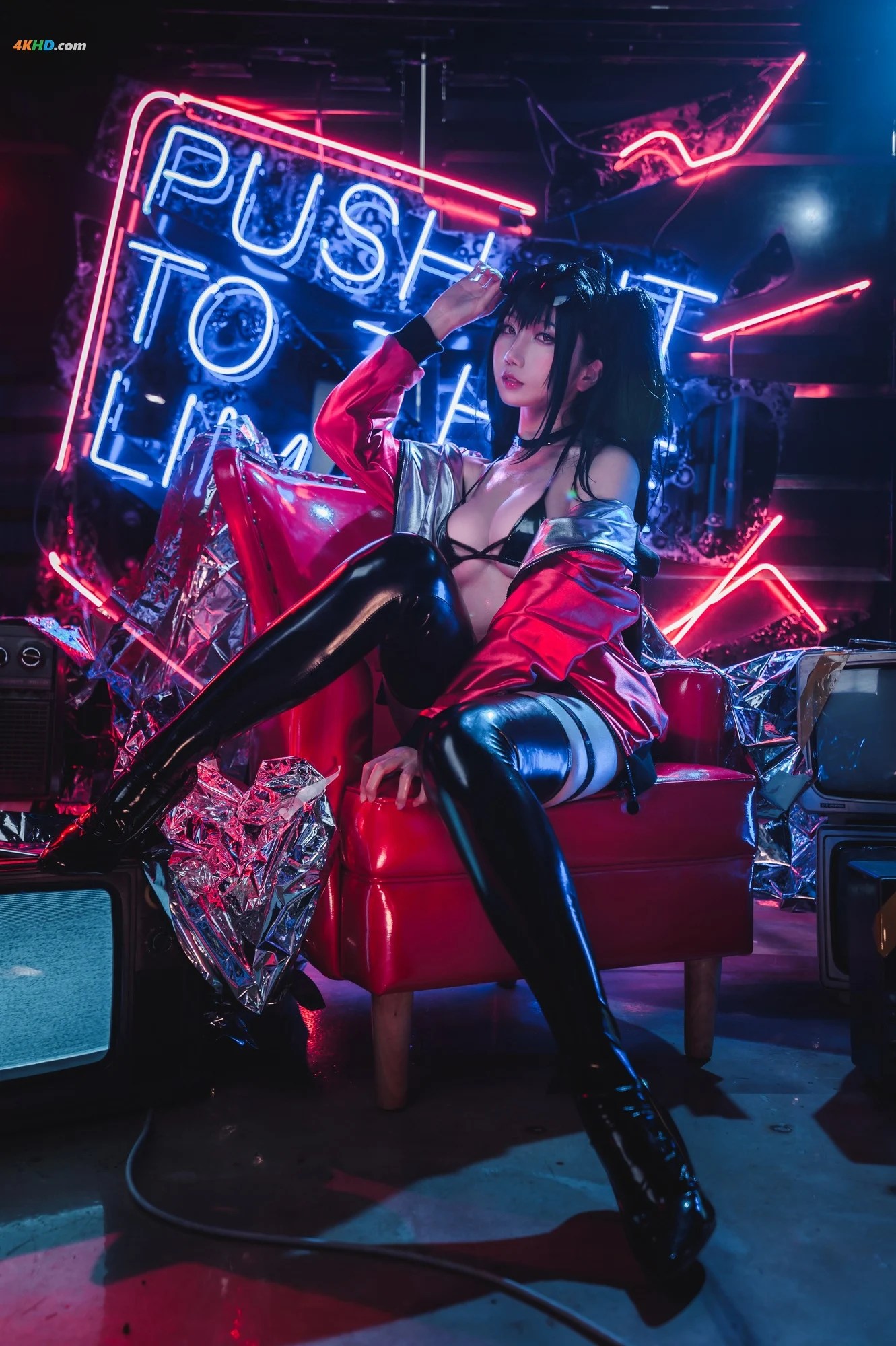 迷失人形QUQ –  大凤[90MB-30photos]