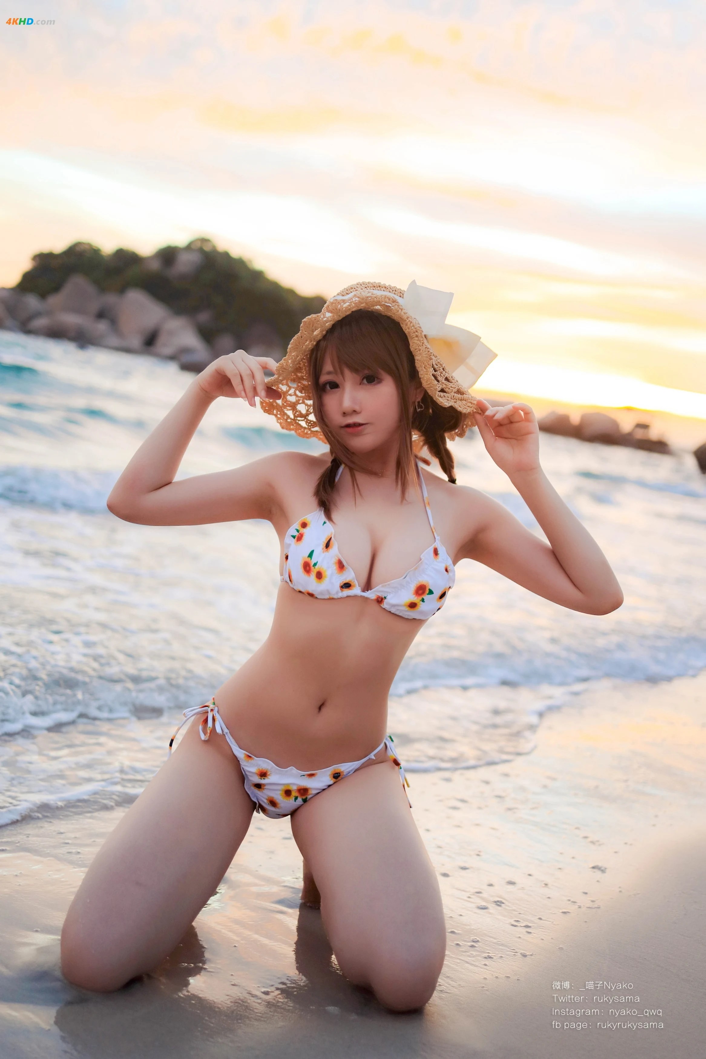 Nyako喵子 – 向日葵比基尼[127MB-66photos]