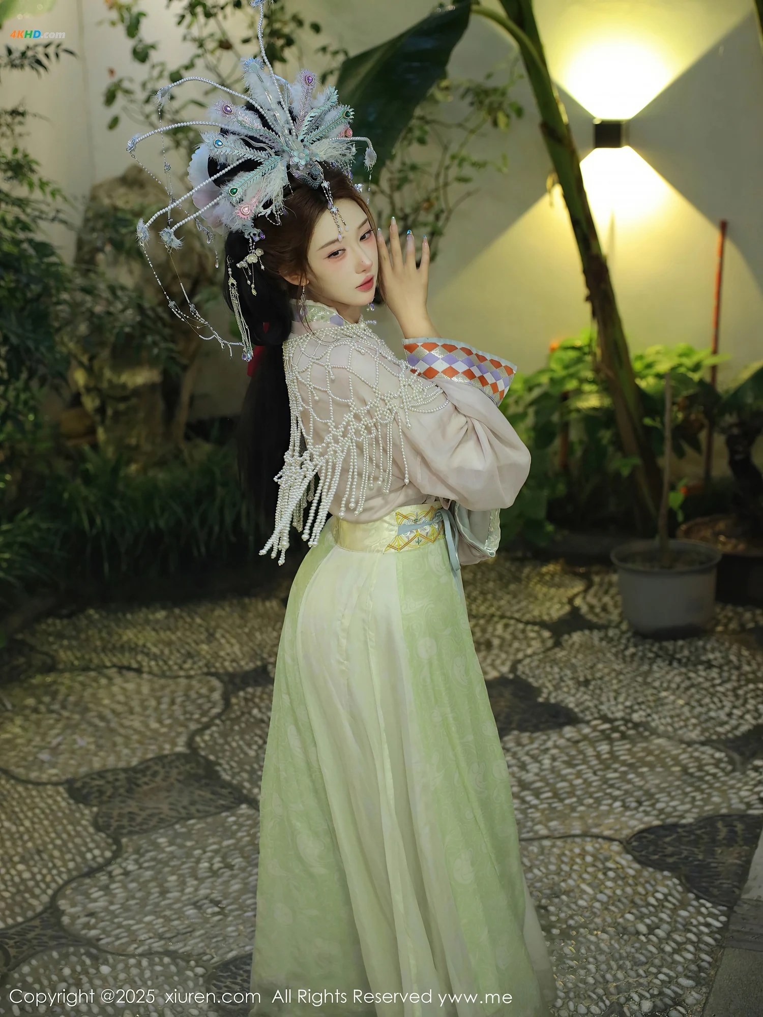[XIUREN秀人网] 2025.09.05 NO.10736 梨霜儿[562MB-81photos]