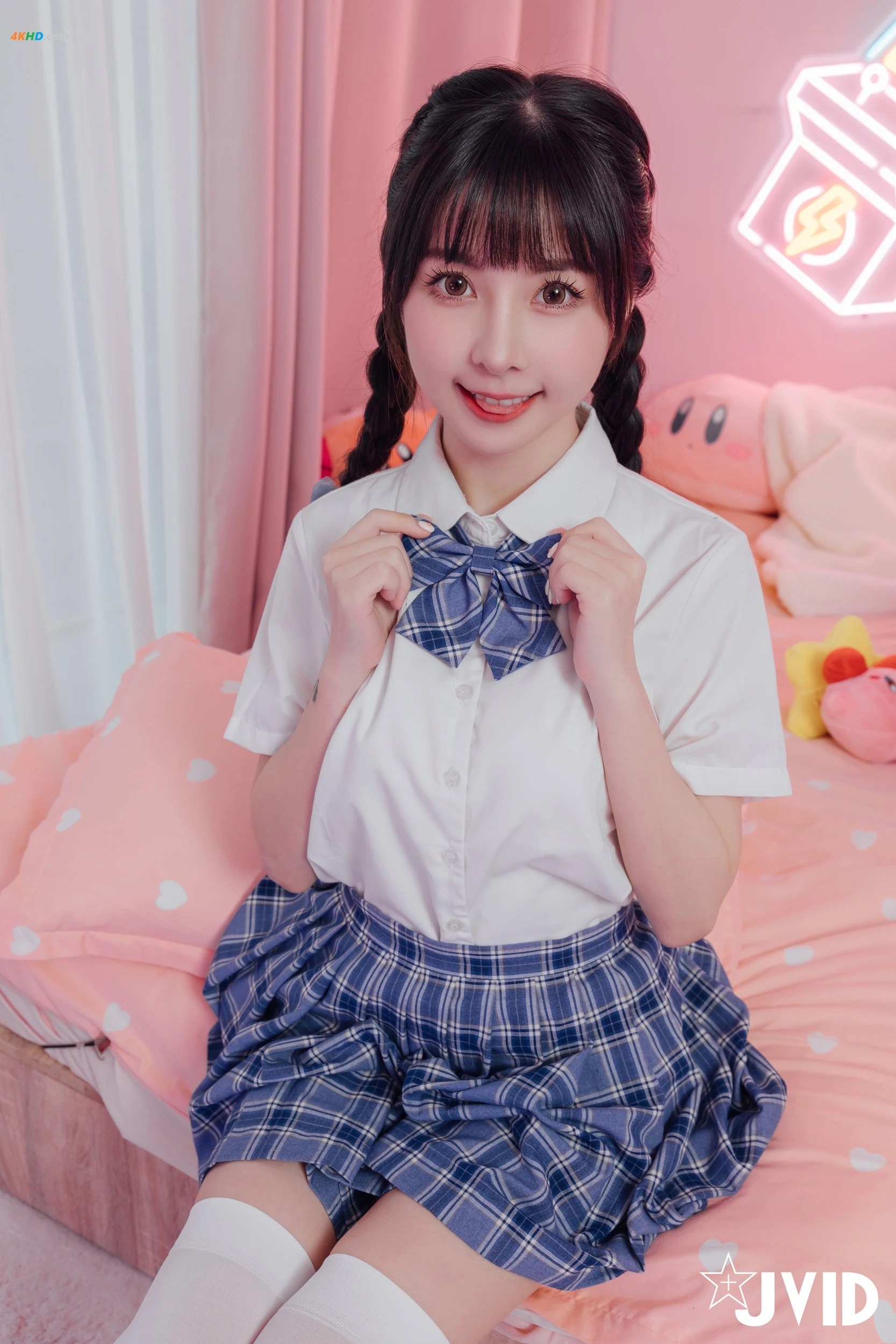 [JVID] Tiny – 量身訂製の性愛娃娃[169MB-126photos]