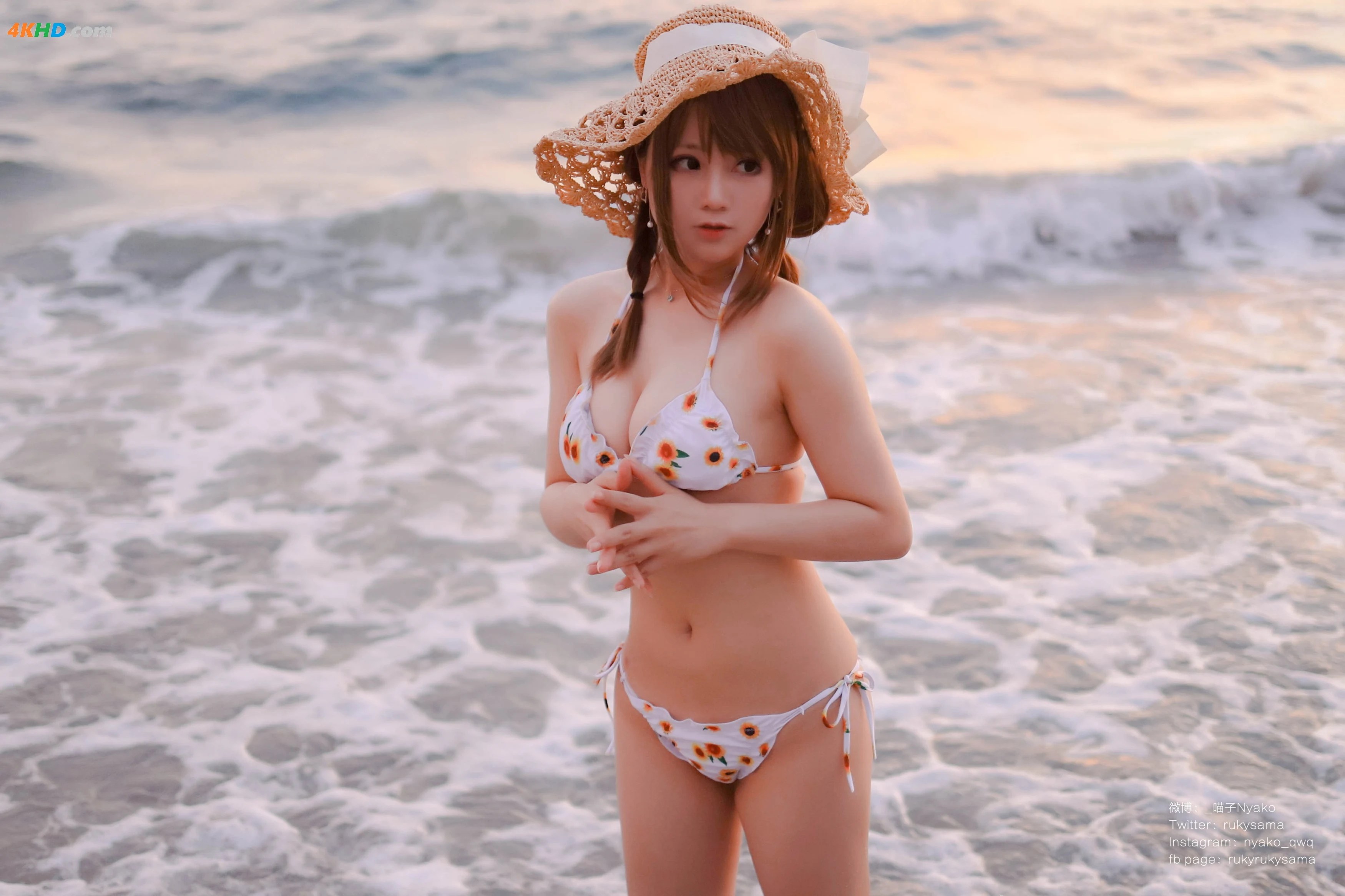 Nyako喵子 – 向日葵比基尼[127MB-66photos]