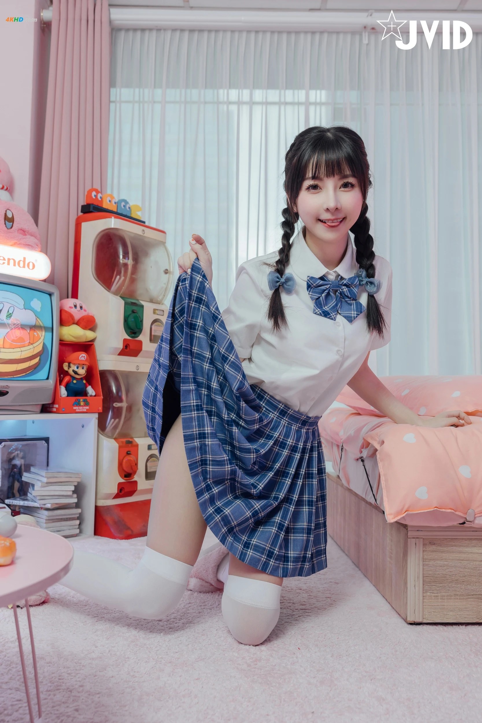 [JVID] Tiny – 量身訂製の性愛娃娃[169MB-126photos]