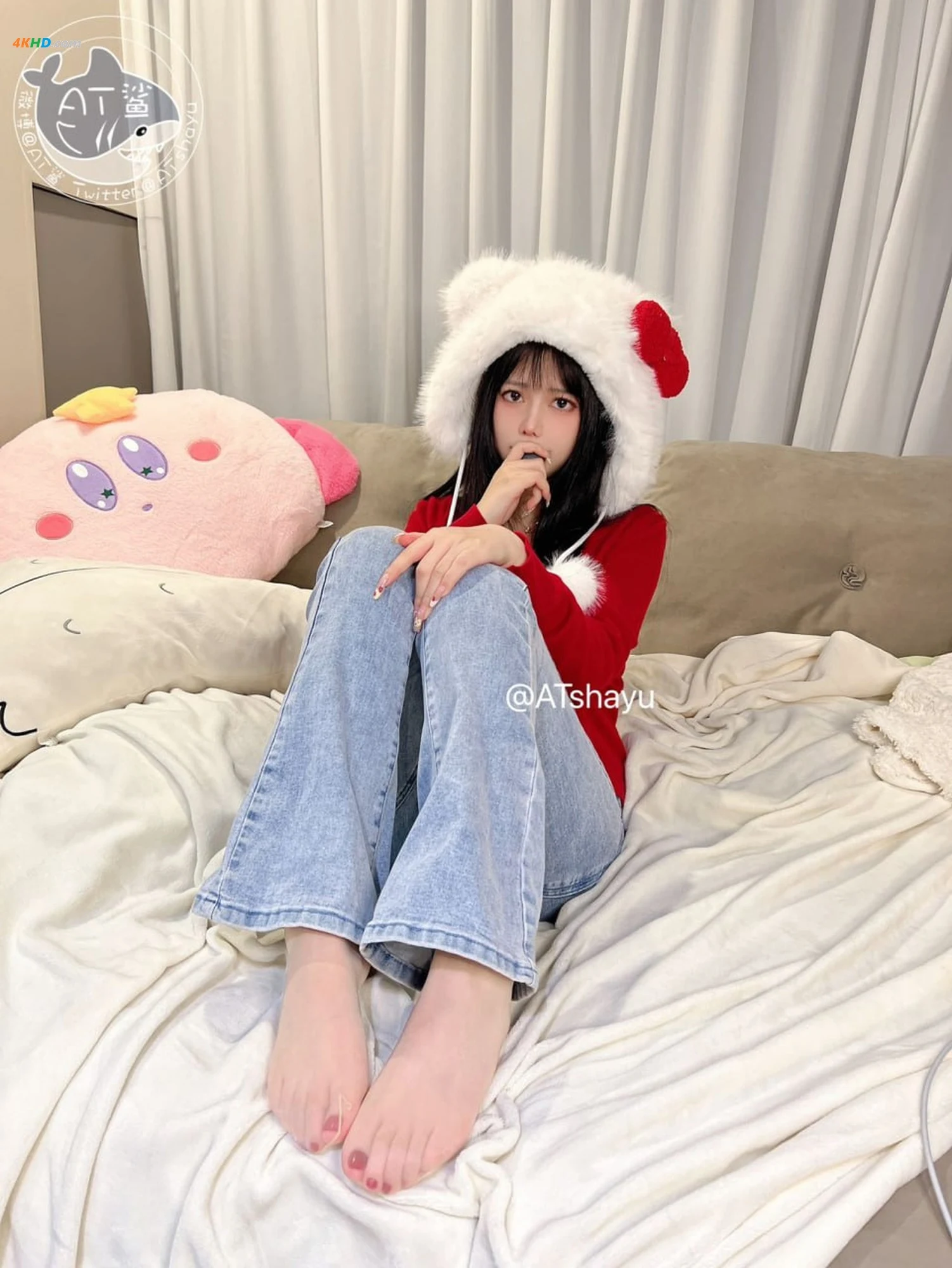 at-shark-christmas-girlfriend.html