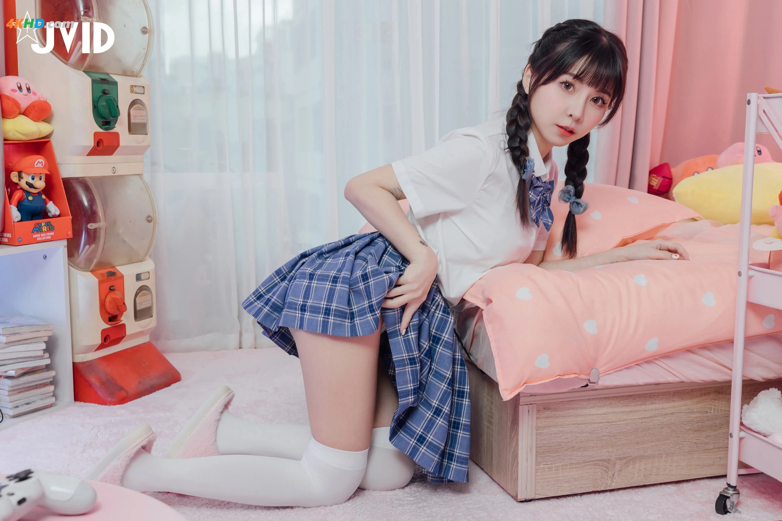 [JVID] Tiny – 量身訂製の性愛娃娃[169MB-126photos]