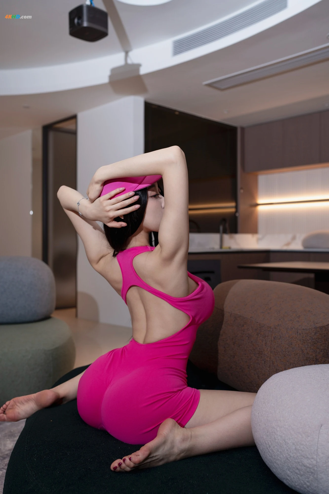 [XR Uncensored] 清妙 – R18 秀人网模特 瑜伽 2[896MB-90photos]