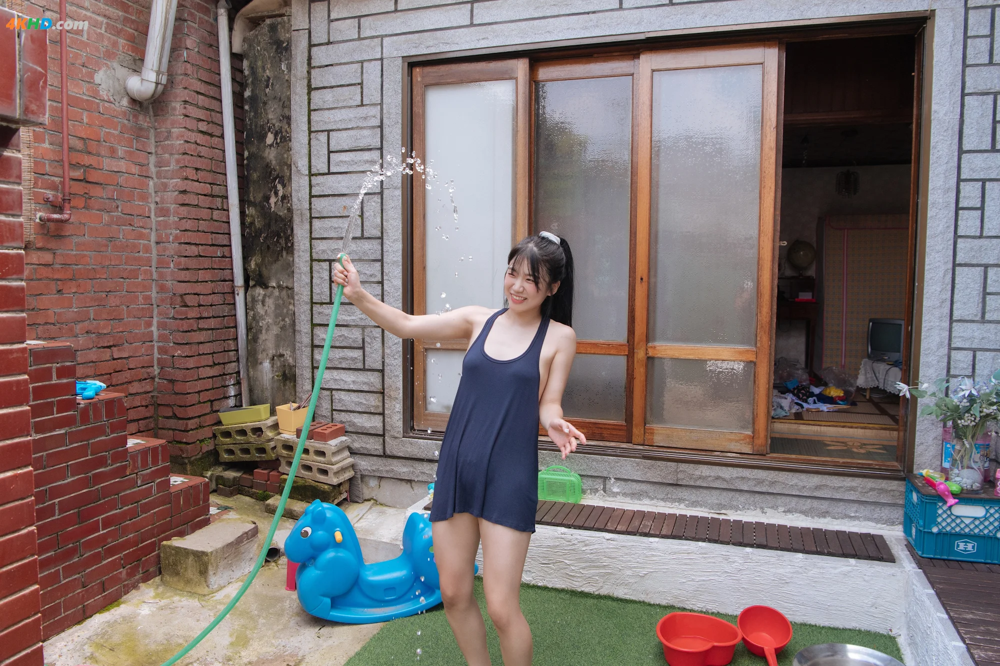 [MilkyBomb] Yui Vol.1 – part 01 lastsummer[875MB-96photos]