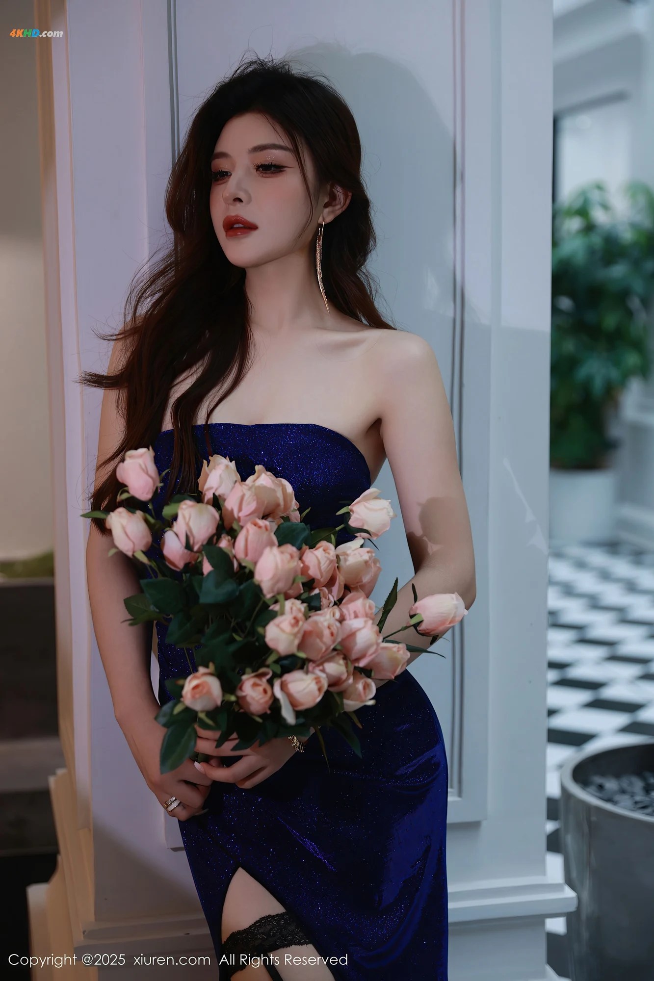 [XIUREN秀人网] 2025.09.08 NO.10740 阿依莎[389MB-71photos]