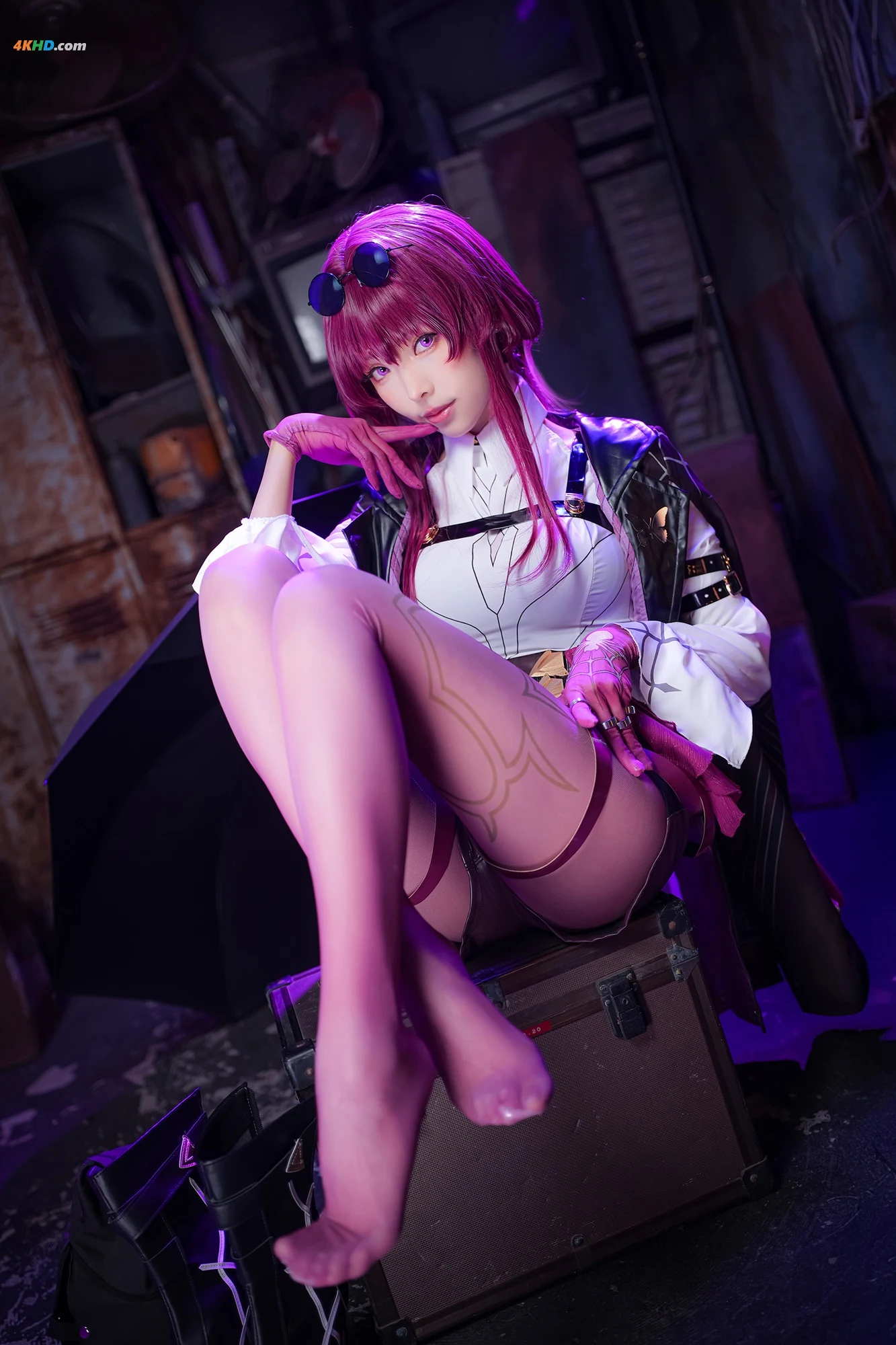 ELY – Kafka[35MB-25photos]