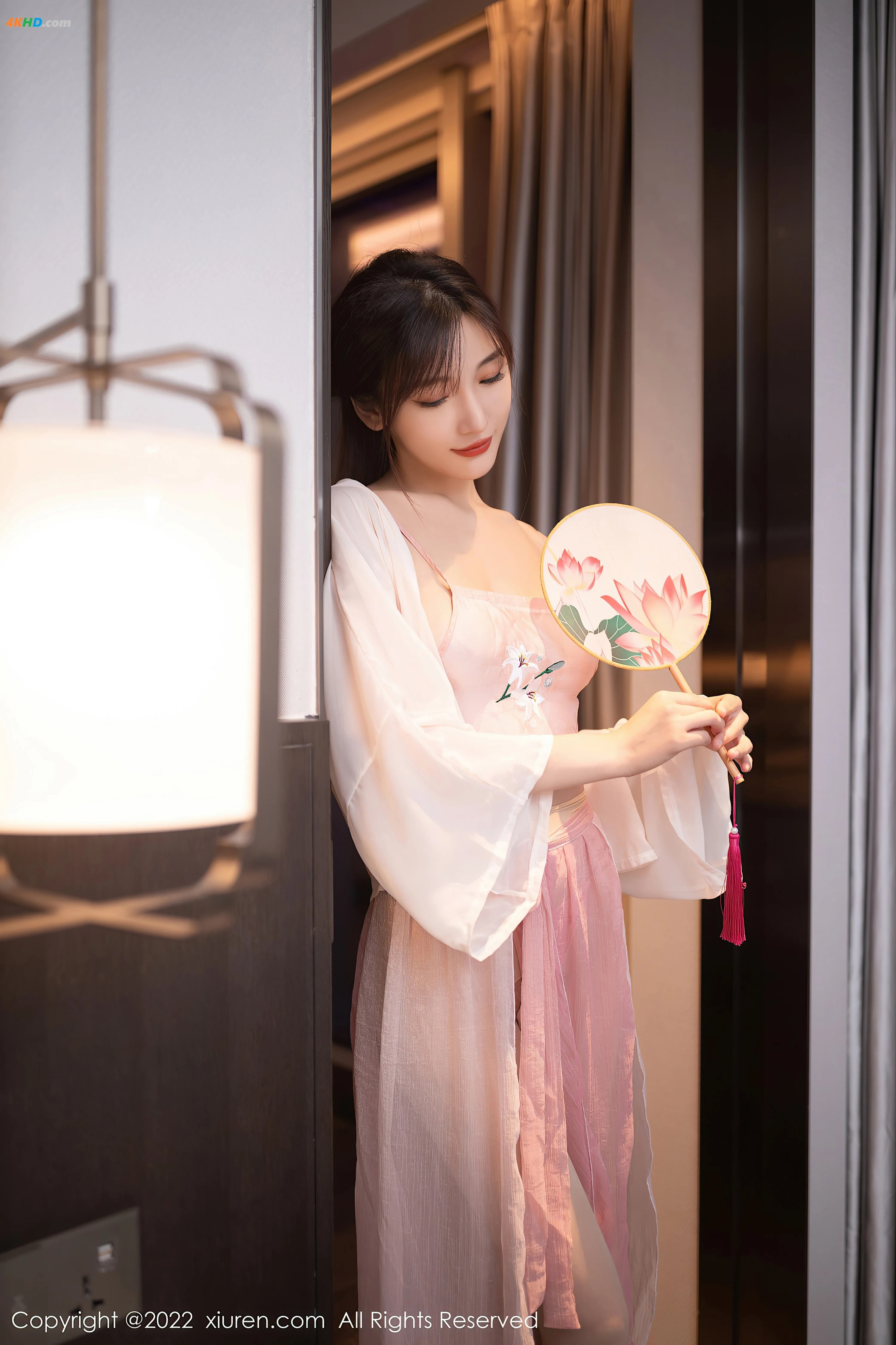 XIUREN No.5666 Lu Xuan Xuan (陆萱萱)[374MB-82photos]