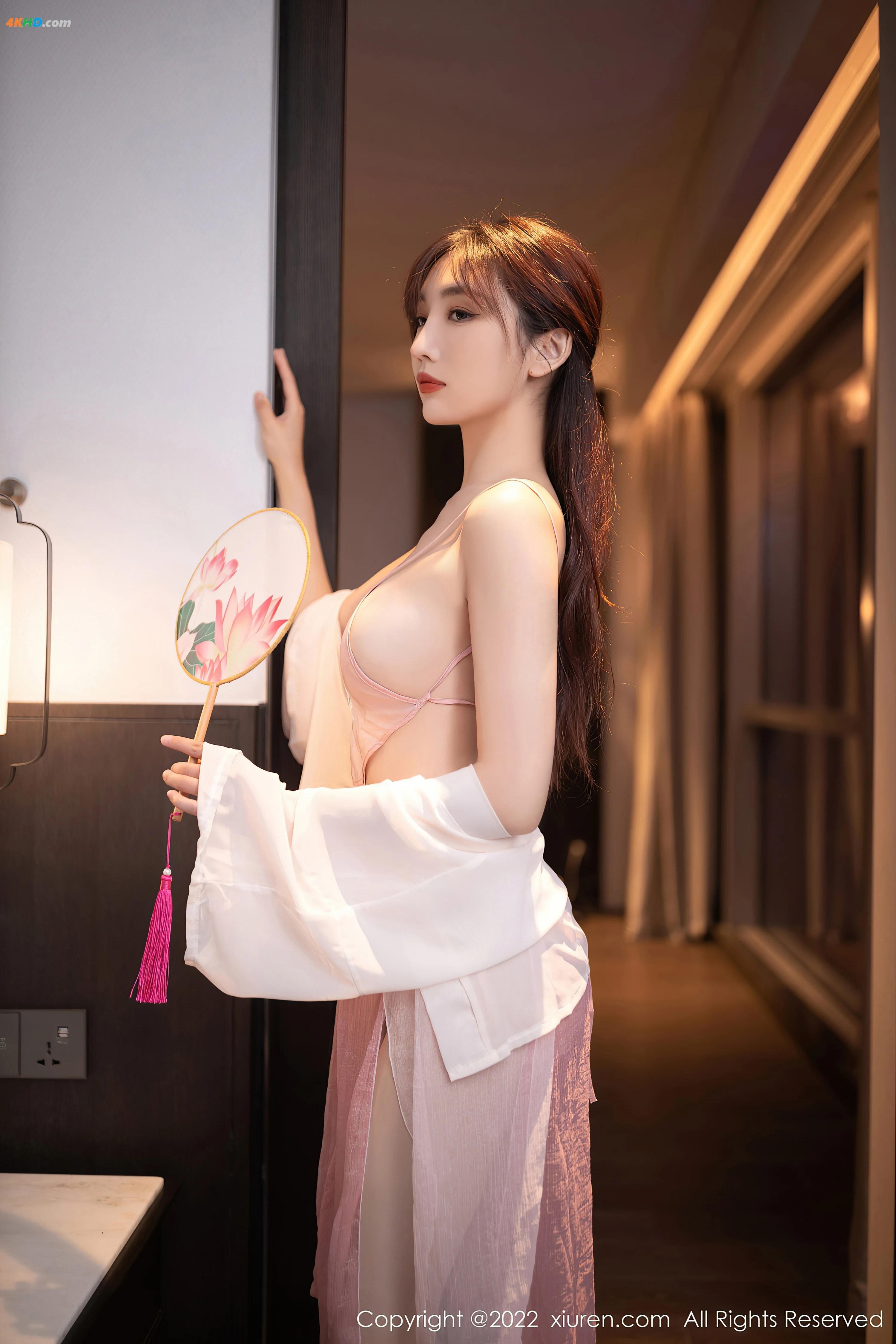 XIUREN No.5666 Lu Xuan Xuan (陆萱萱)[374MB-82photos]