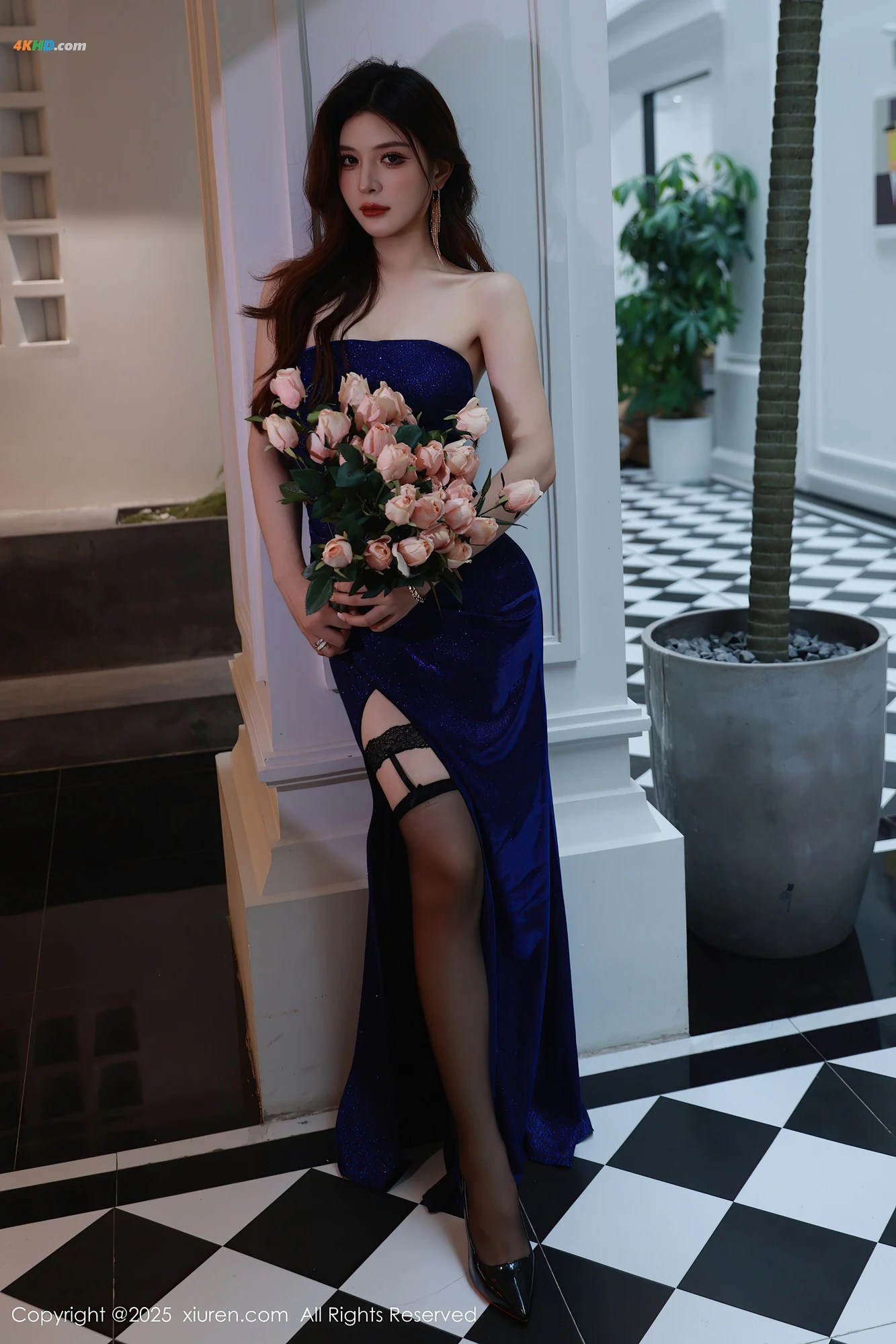 [XIUREN秀人网] 2025.09.08 NO.10740 阿依莎[389MB-71photos]