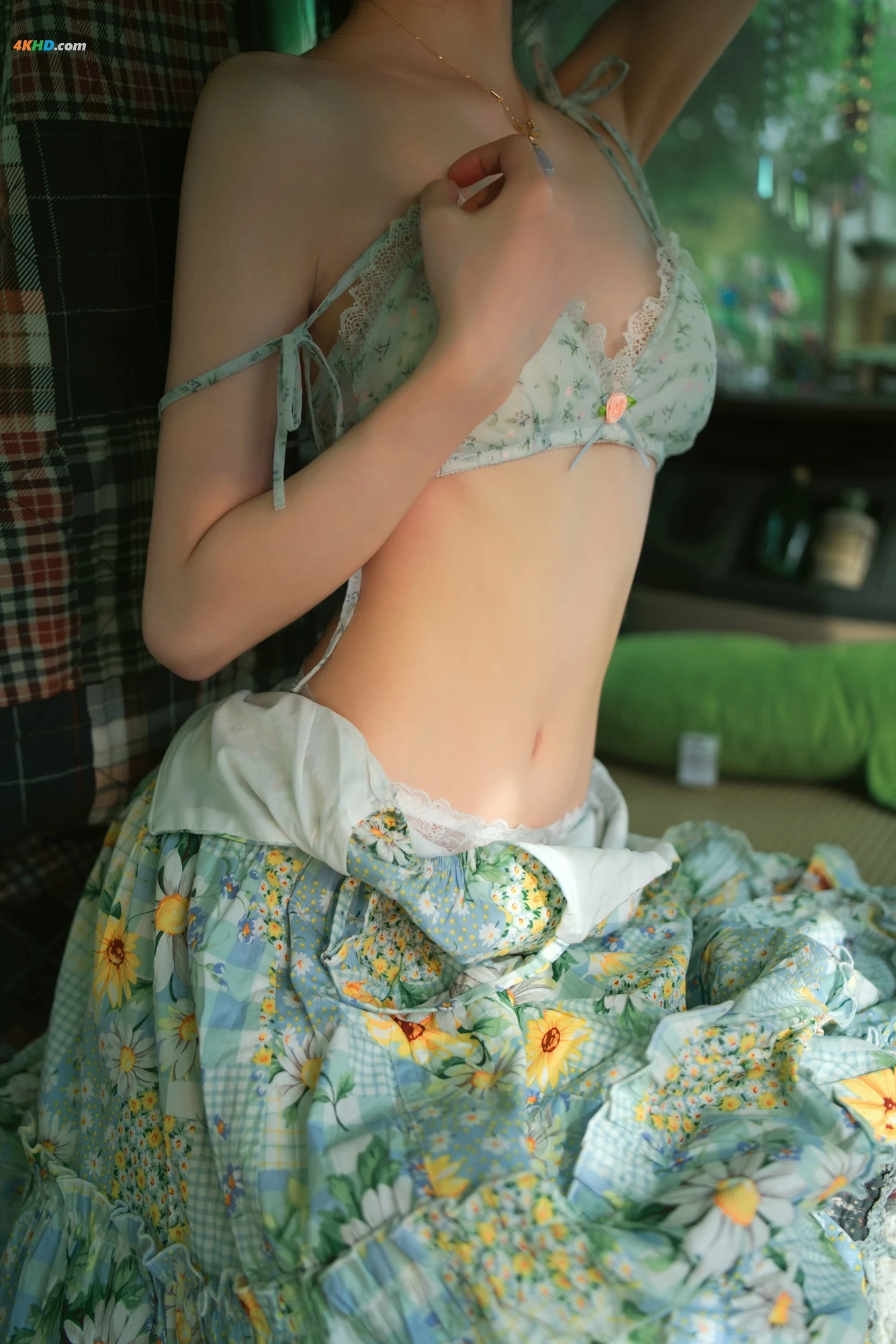 桜桃喵 – 葵[695MB-55photos]