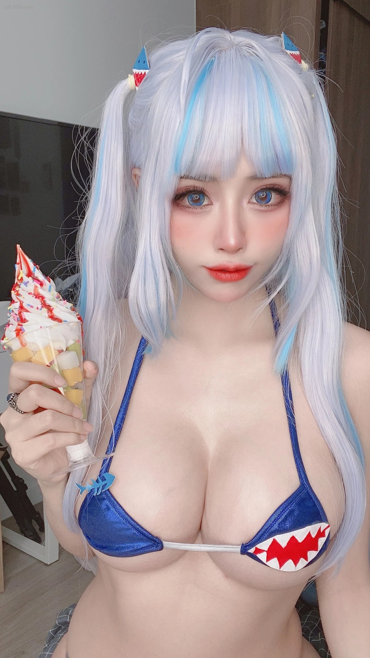 Byoru β Gura Selfies(99MB)(38photos)