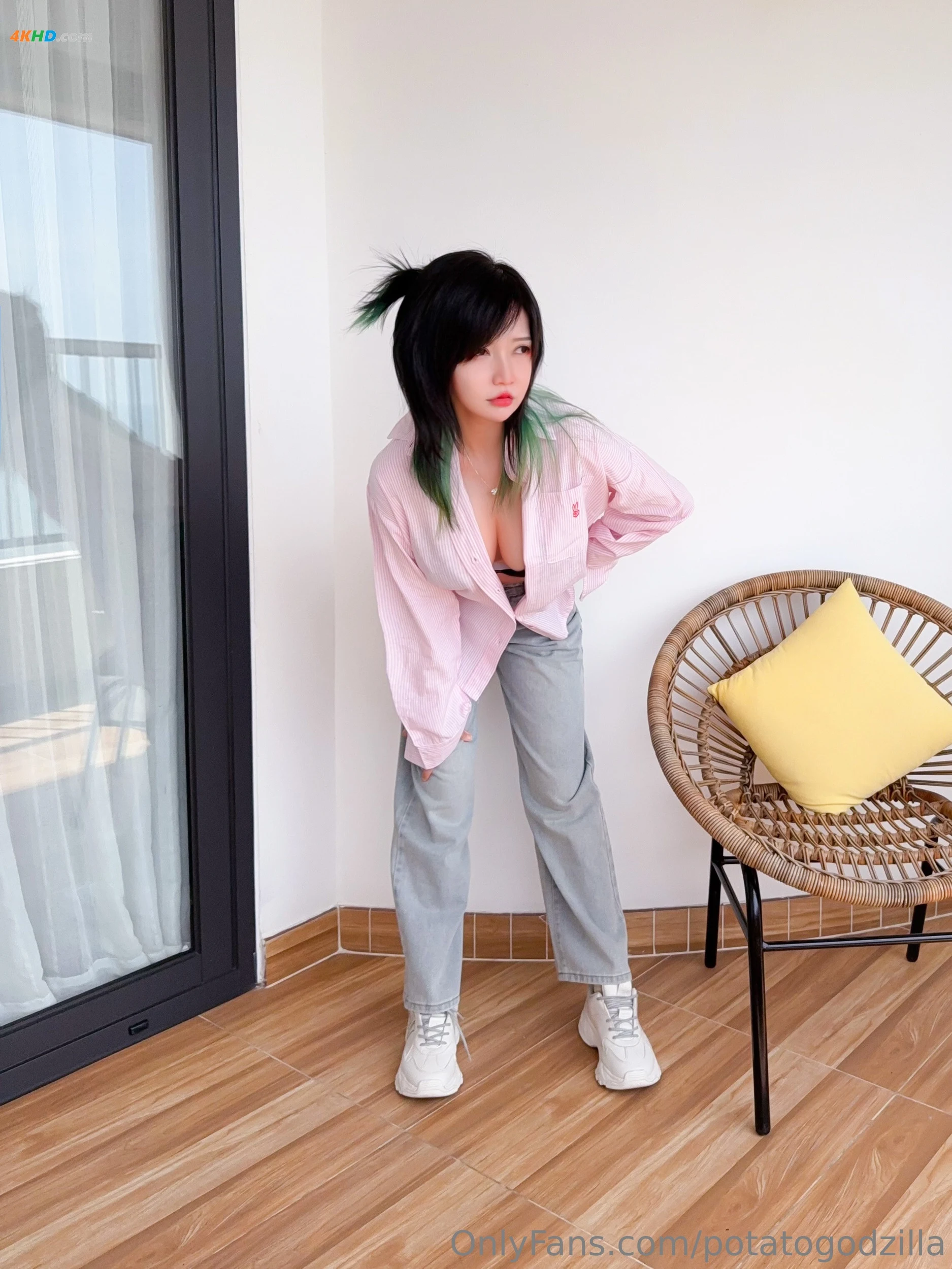 Potato Godzilla – Casual (Onlyfans Nude Nov 2024)[26MB-18photos]