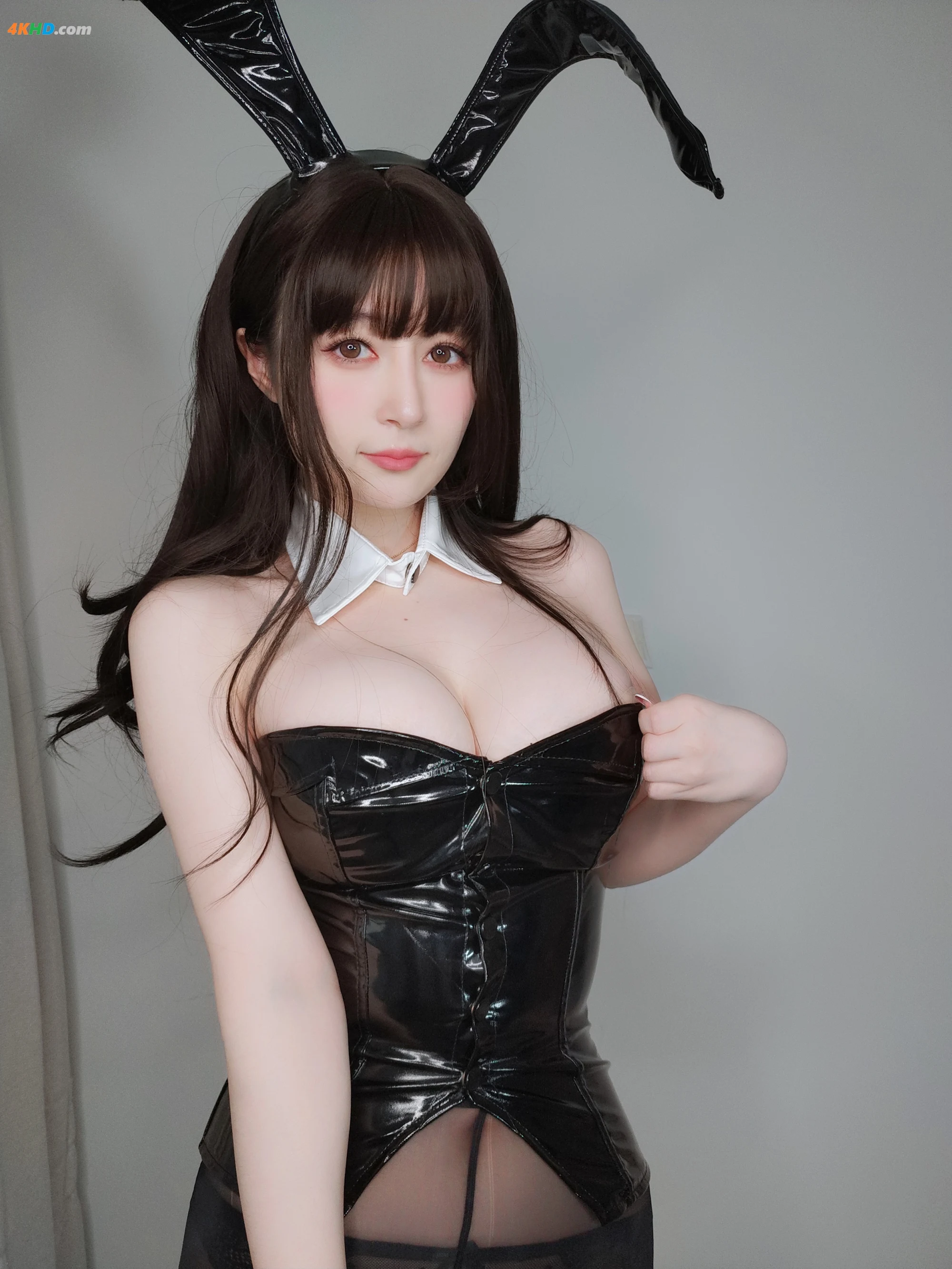 白银81 – うさぎガール[162MB-47photos]