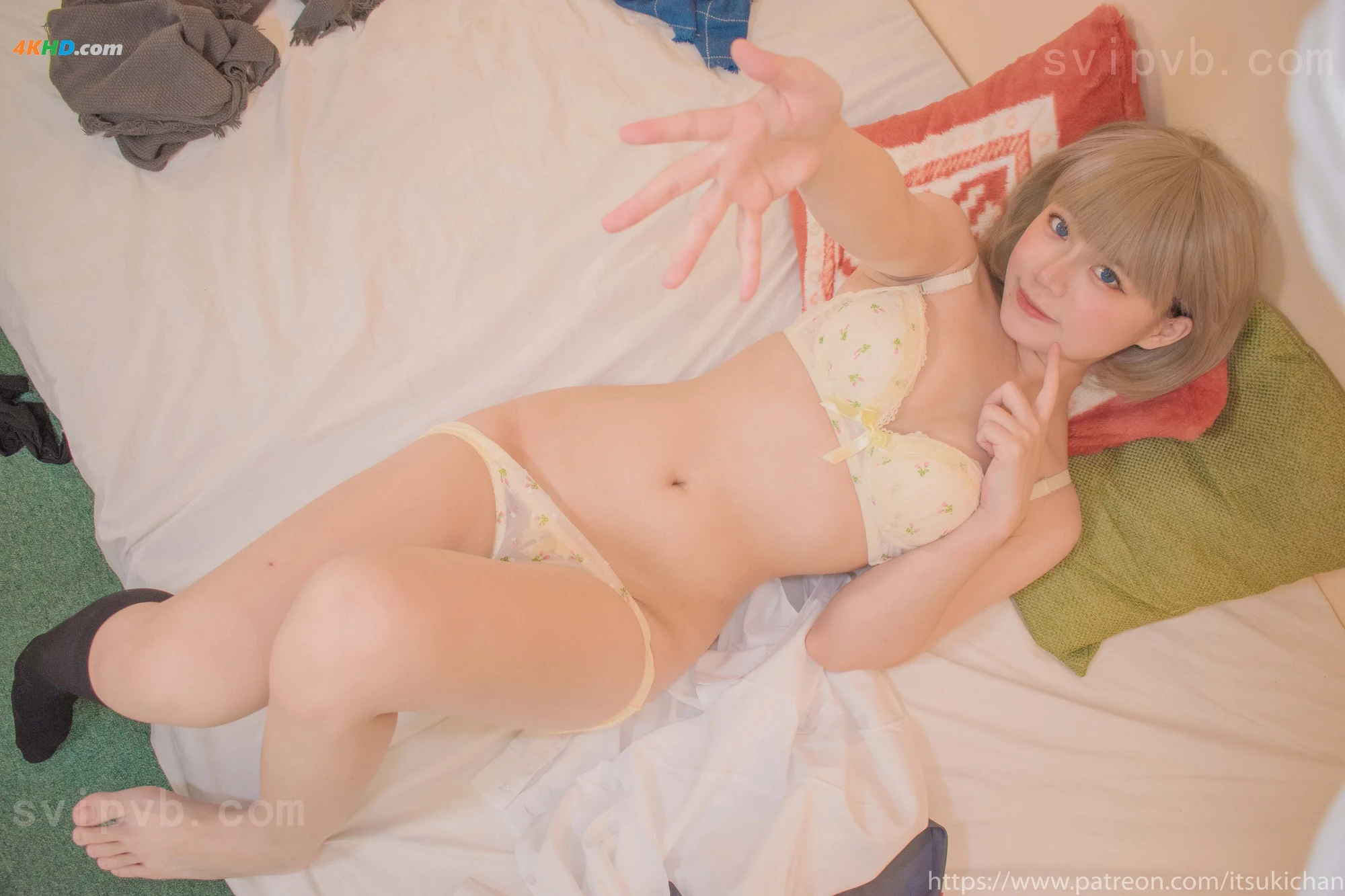 itsukichan (斋斋) – 极品反差嫩妹 大尺度私拍[2.88GB-478photos]