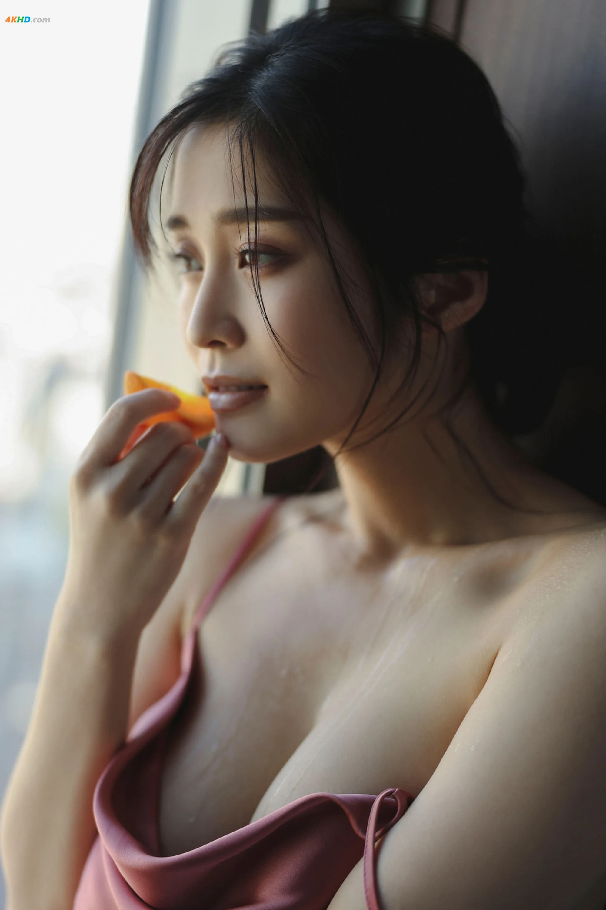 Rin Takahashi 高橋凛 – Ｉカップ美女と、スイートルームで。 vol.1[19MB-55photos]