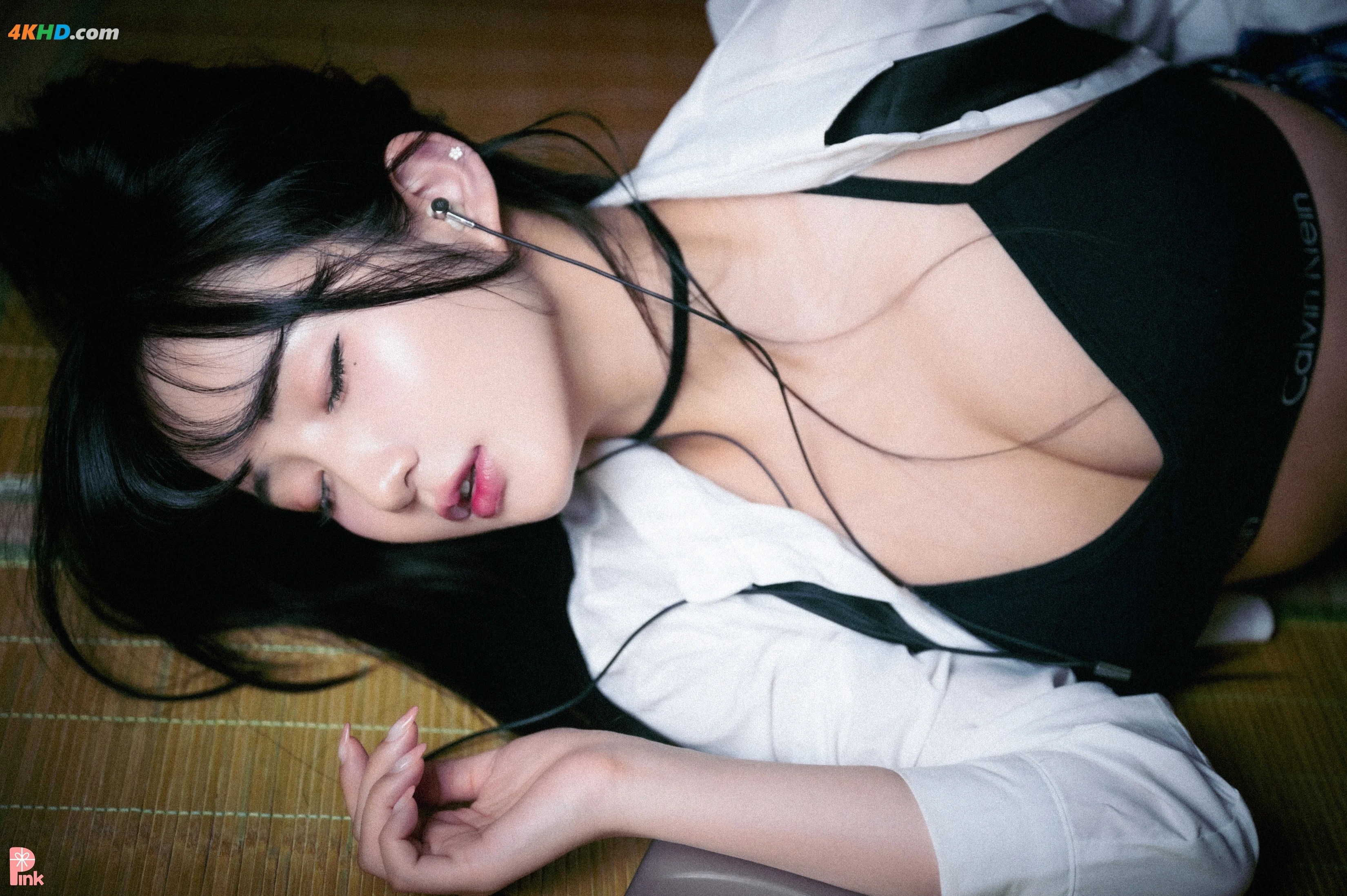 PINK RIBBON – Jina (한지나) – part 02 지나의 교복 생활 Dark ver[413MB-36photos]