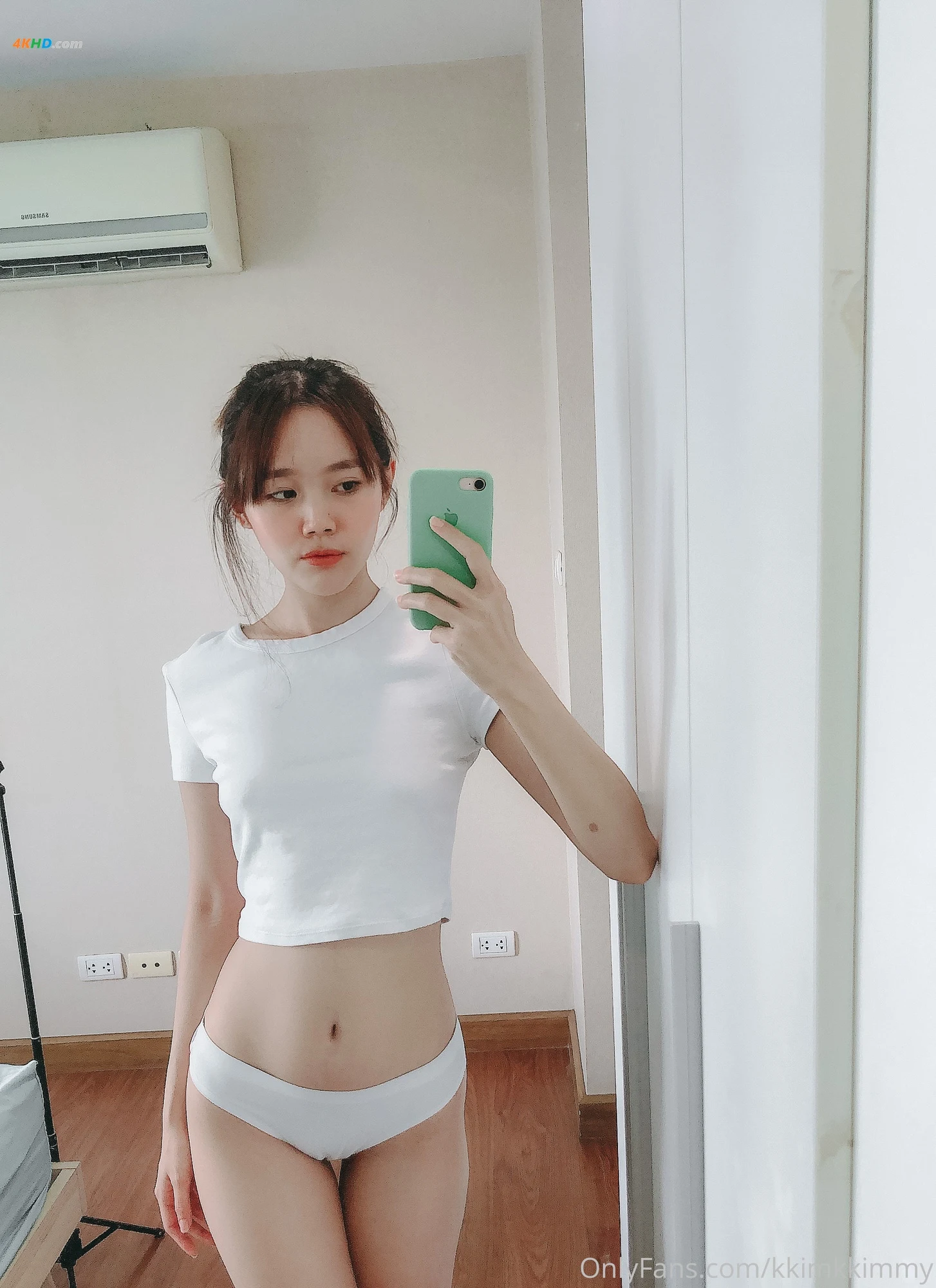 kkimkkimmy – Onlyfans 极品女神私拍调教露出各种淫态[1058MB-96photos]