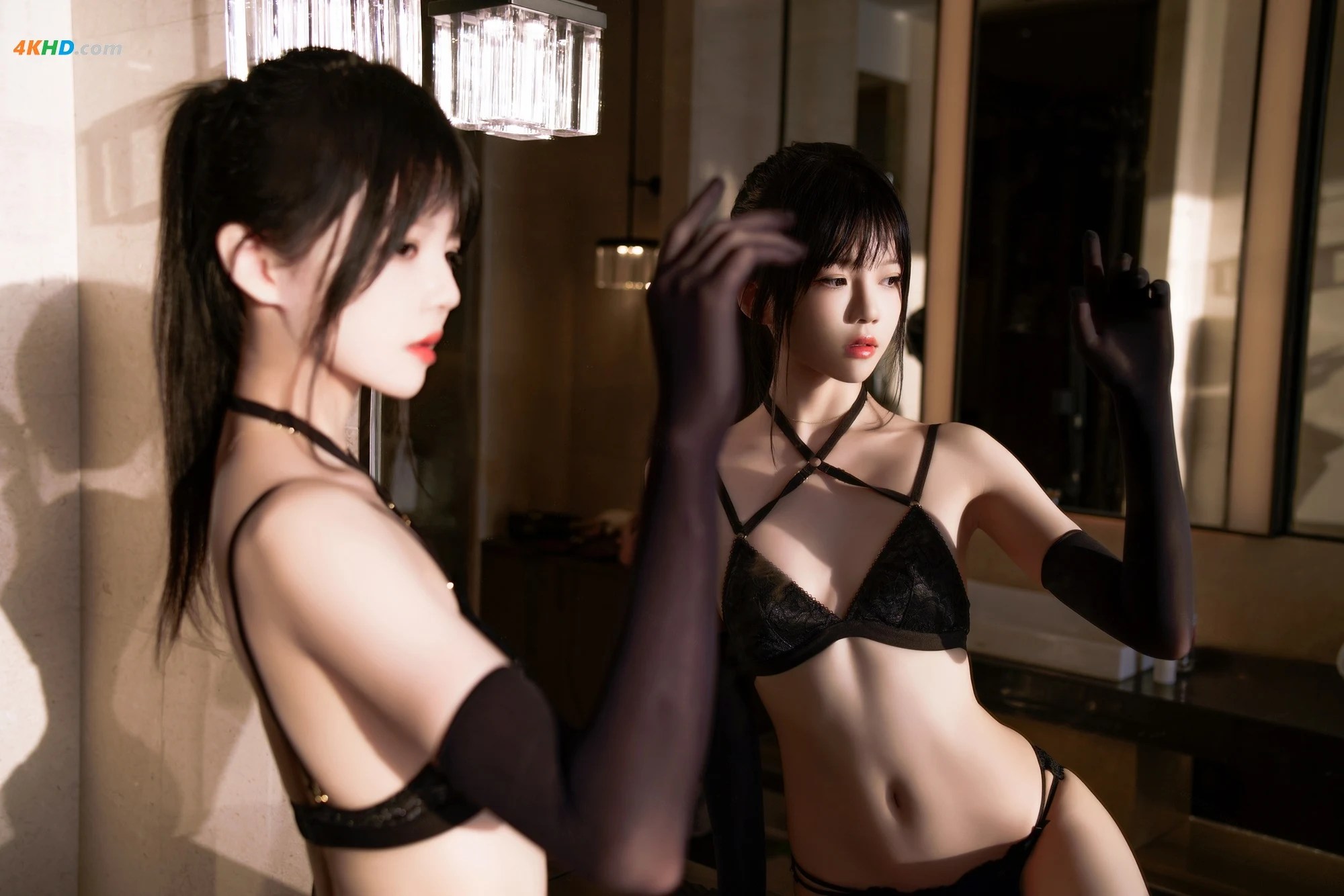 桜桃喵 –  黑金[1.33GB-50photos]