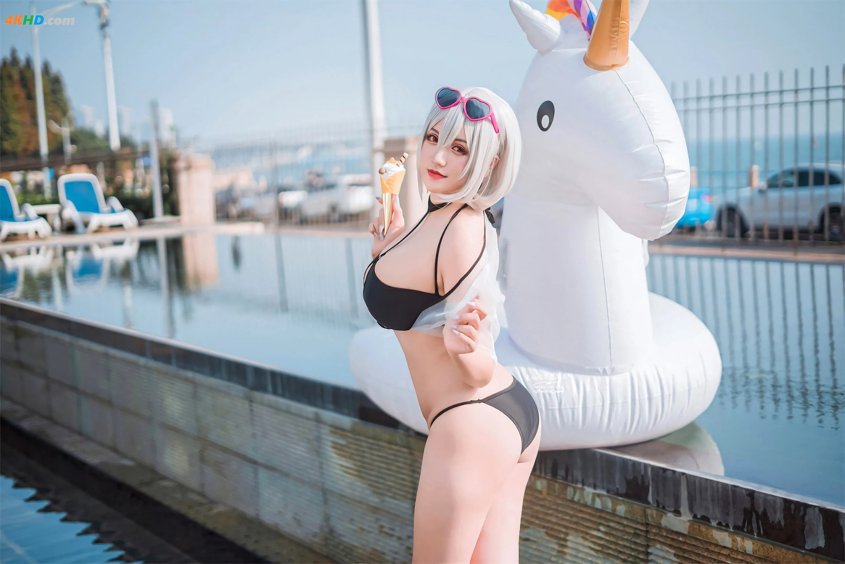 [夏鸽鸽不想起床] 天狼星泳装[114MB-43photos]