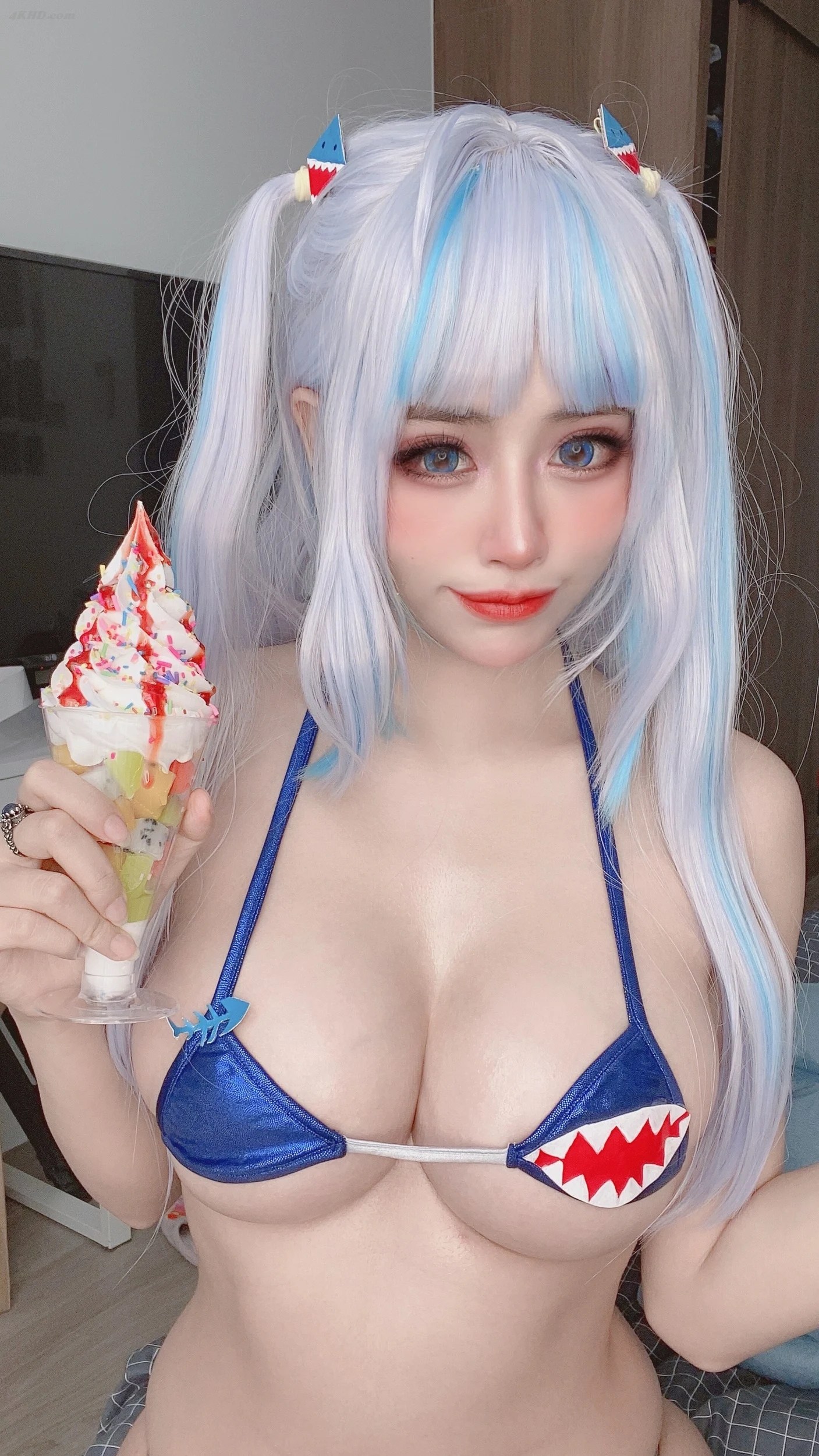 Byoru β Gura Selfies(99MB)(38photos)
