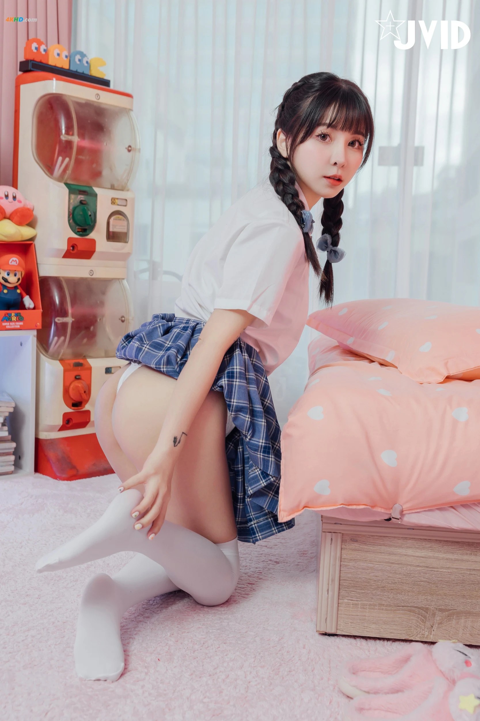 [JVID] Tiny – 量身訂製の性愛娃娃[169MB-126photos]