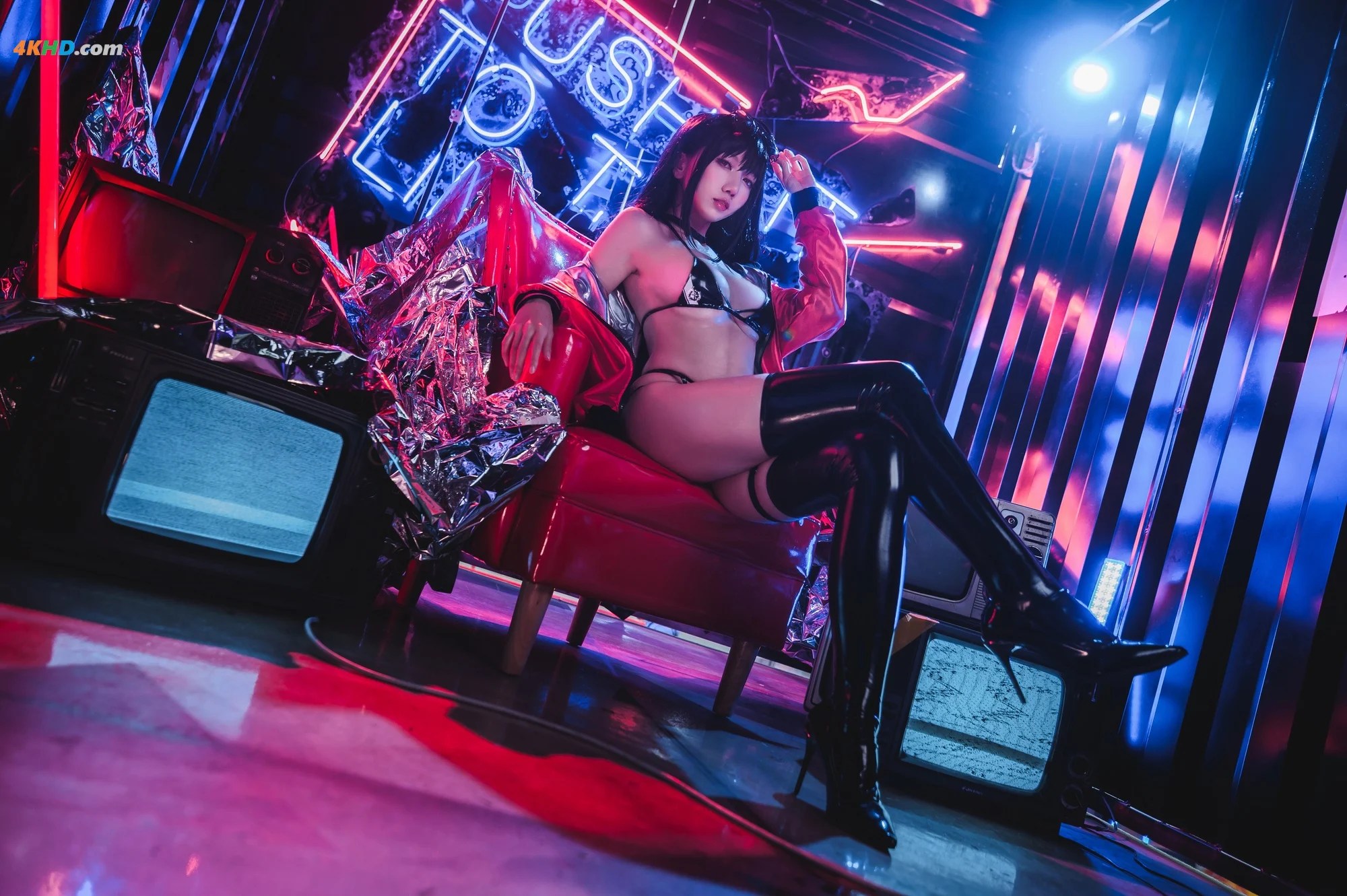 迷失人形QUQ –  大凤[90MB-30photos]