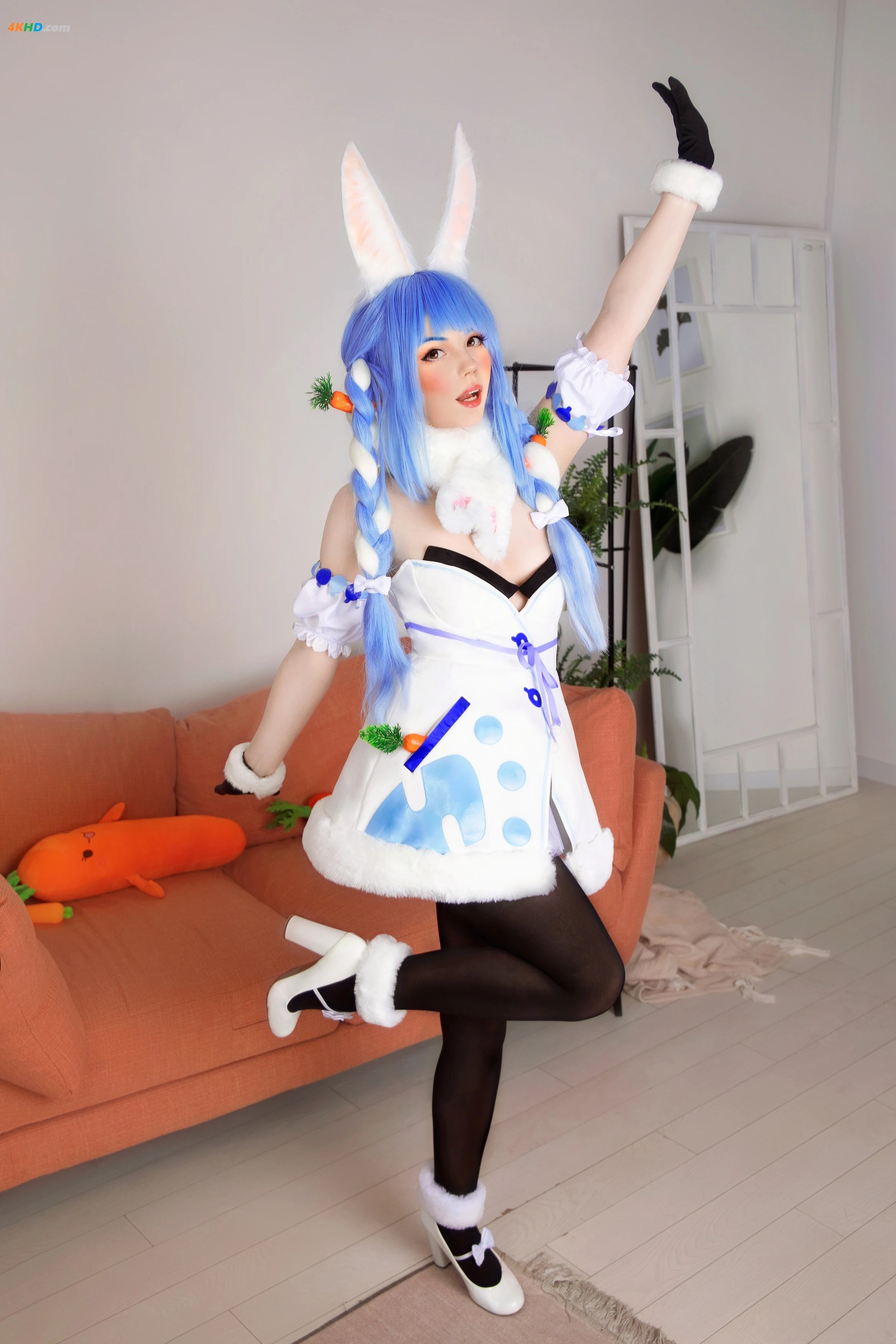 CatiCornplay – Usada Pekora[128MB-30photos]